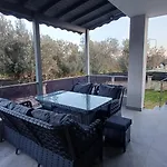 Denize 550metre Kazdaglari Ve Deniz Manzarali 14 Kisilik Lueks