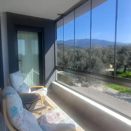Willa Denize 550metre Kazdaglari Ve Deniz Manzarali 14 Kisilik Lueks *