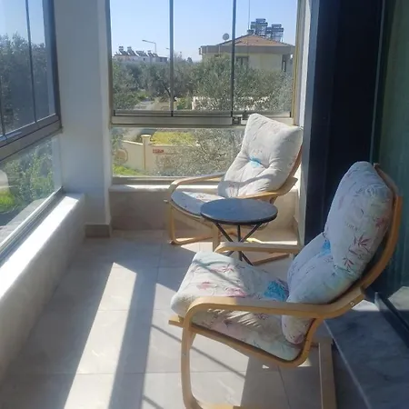 Denize 550metre Kazdaglari Ve Deniz Manzarali 14 Kisilik Lueks Edremit (Balikesir)