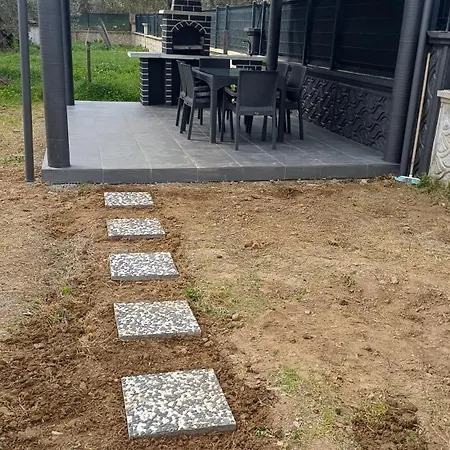 Denize 550metre Kazdaglari Ve Deniz Manzarali 14 Kisilik Lueks