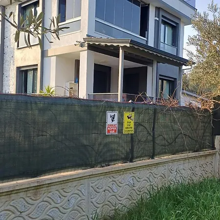 Denize 550metre Kazdaglari Ve Deniz Manzarali 14 Kisilik Lueks Willa Edremit (Balikesir)