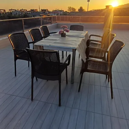 Denize 550metre Kazdaglari Ve Deniz Manzarali 14 Kisilik Lueks Willa *