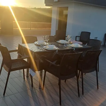 Willa Denize 550metre Kazdaglari Ve Deniz Manzarali 14 Kisilik Lueks *